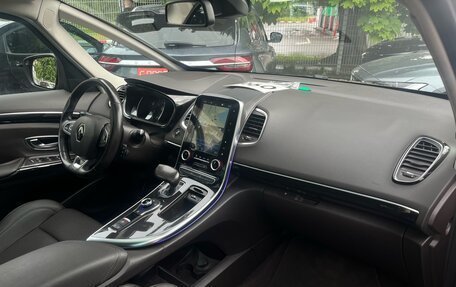 Renault Espace V рестайлинг, 2018 год, 1 849 000 рублей, 9 фотография