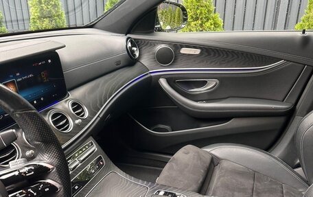 Mercedes-Benz E-Класс, 2020 год, 2 599 999 рублей, 6 фотография
