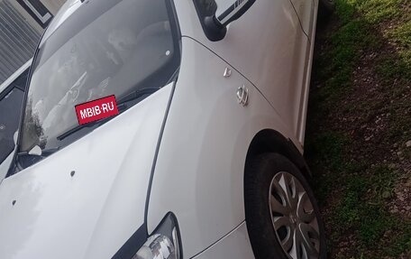 Renault Sandero II рестайлинг, 2014 год, 800 000 рублей, 2 фотография