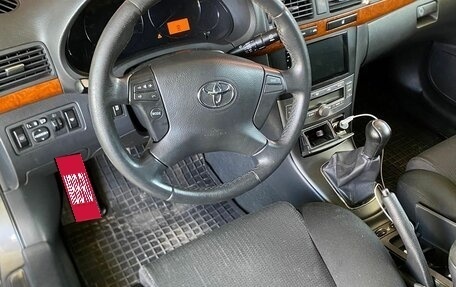 Toyota Avensis III рестайлинг, 2008 год, 800 000 рублей, 3 фотография