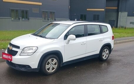 Chevrolet Orlando I, 2014 год, 955 000 рублей, 2 фотография