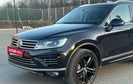Volkswagen Touareg III, 2016 год, 3 250 000 рублей, 17 фотография