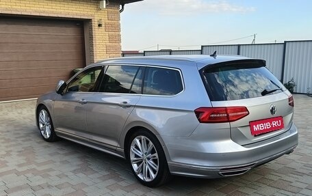 Volkswagen Passat B8 рестайлинг, 2018 год, 2 990 000 рублей, 3 фотография
