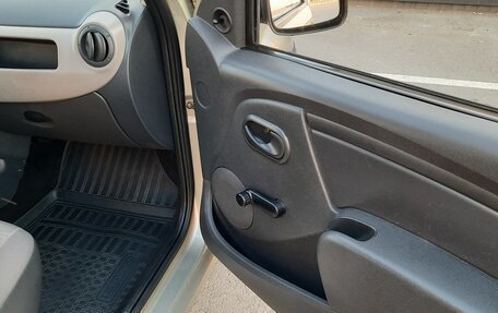 Renault Logan I, 2012 год, 525 000 рублей, 3 фотография