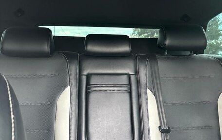Volkswagen Touareg III, 2011 год, 1 690 000 рублей, 8 фотография