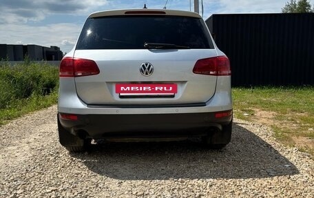 Volkswagen Touareg III, 2011 год, 1 690 000 рублей, 4 фотография