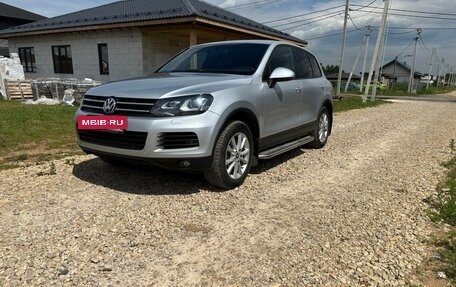 Volkswagen Touareg III, 2011 год, 1 690 000 рублей, 3 фотография