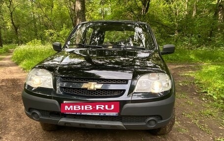 Chevrolet Niva I рестайлинг, 2013 год, 525 000 рублей, 3 фотография