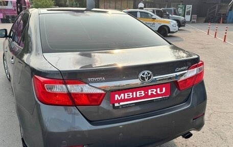 Toyota Camry, 2012 год, 2 100 000 рублей, 6 фотография