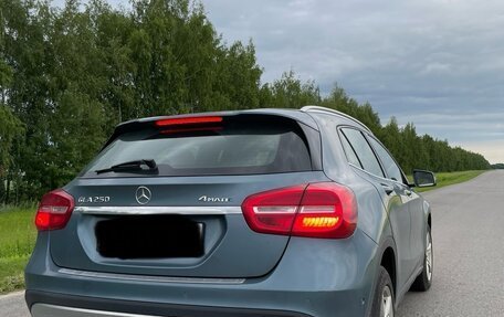Mercedes-Benz GLA, 2015 год, 1 400 000 рублей, 10 фотография