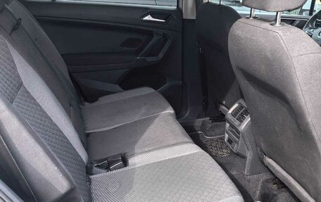 Volkswagen Tiguan II, 2017 год, 1 860 000 рублей, 11 фотография