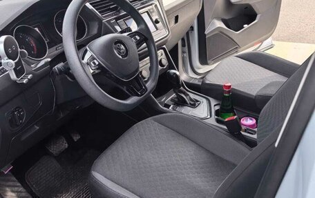 Volkswagen Tiguan II, 2017 год, 1 860 000 рублей, 7 фотография