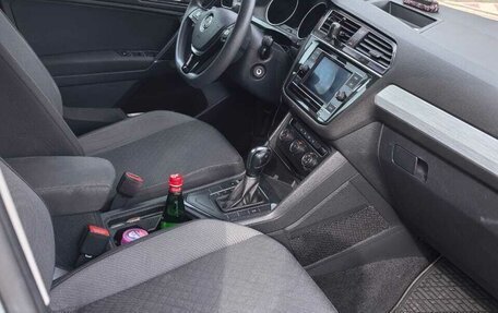 Volkswagen Tiguan II, 2017 год, 1 860 000 рублей, 9 фотография
