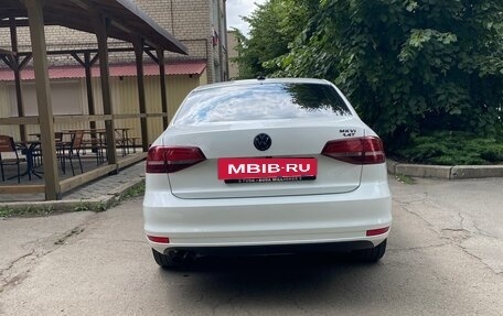Volkswagen Jetta VI, 2016 год, 1 400 000 рублей, 4 фотография