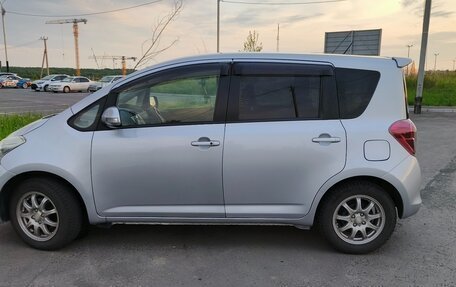 Toyota Ractis I, 2009 год, 750 000 рублей, 4 фотография