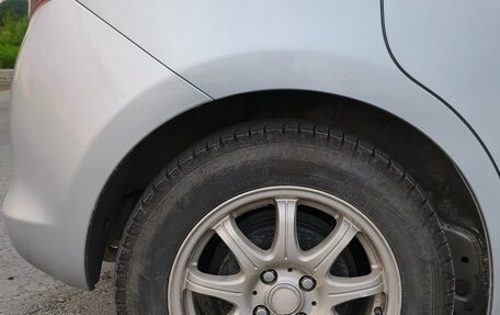 Toyota Ractis I, 2009 год, 750 000 рублей, 24 фотография