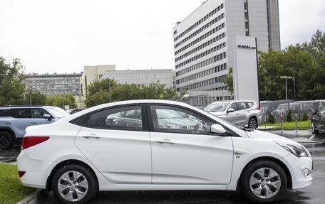 Hyundai Solaris II рестайлинг, 2015 год, 945 000 рублей, 4 фотография