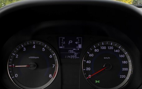 Hyundai Solaris II рестайлинг, 2015 год, 945 000 рублей, 11 фотография