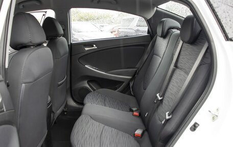 Hyundai Solaris II рестайлинг, 2015 год, 945 000 рублей, 10 фотография