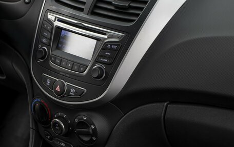 Hyundai Solaris II рестайлинг, 2015 год, 945 000 рублей, 14 фотография