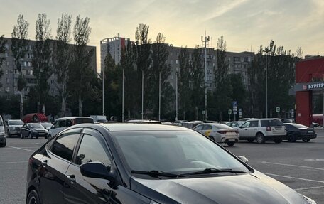 Hyundai Solaris II рестайлинг, 2014 год, 900 000 рублей, 3 фотография