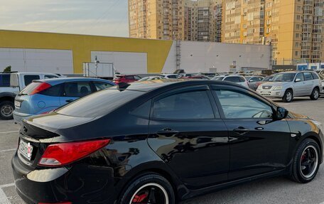 Hyundai Solaris II рестайлинг, 2014 год, 900 000 рублей, 5 фотография