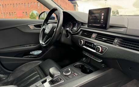 Audi A4, 2017 год, 2 100 000 рублей, 10 фотография