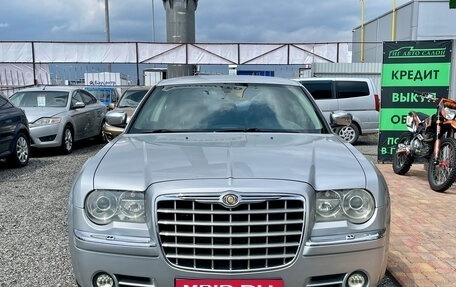 Chrysler 300C II, 2006 год, 930 000 рублей, 2 фотография