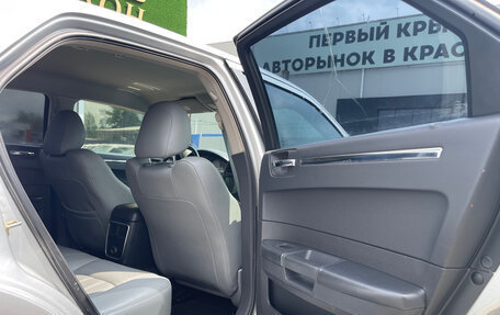 Chrysler 300C II, 2006 год, 930 000 рублей, 10 фотография