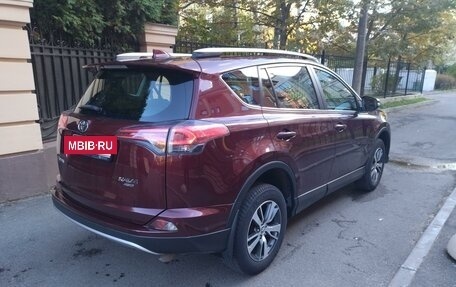 Toyota RAV4, 2015 год, 2 400 000 рублей, 3 фотография