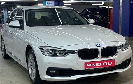 BMW 3 серия, 2018 год, 2 500 000 рублей, 2 фотография