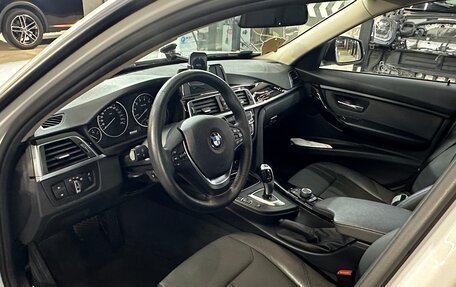 BMW 3 серия, 2018 год, 2 500 000 рублей, 6 фотография