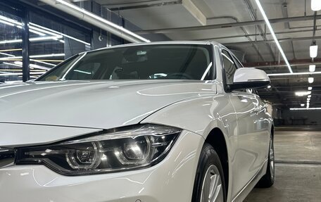 BMW 3 серия, 2018 год, 2 500 000 рублей, 14 фотография