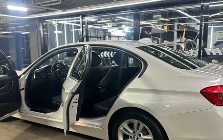 BMW 3 серия, 2018 год, 2 500 000 рублей, 11 фотография