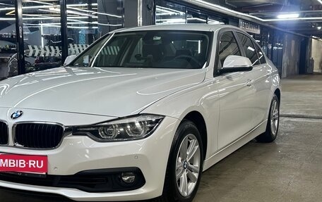 BMW 3 серия, 2018 год, 2 500 000 рублей, 5 фотография
