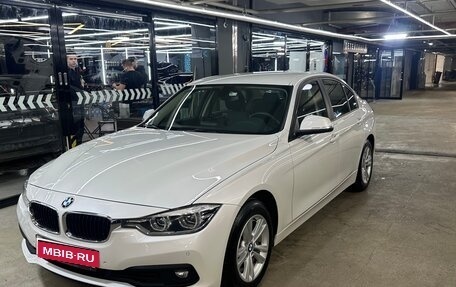 BMW 3 серия, 2018 год, 2 500 000 рублей, 15 фотография
