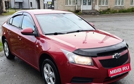 Chevrolet Cruze II, 2010 год, 570 000 рублей, 3 фотография
