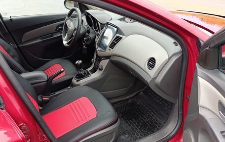 Chevrolet Cruze II, 2010 год, 570 000 рублей, 12 фотография
