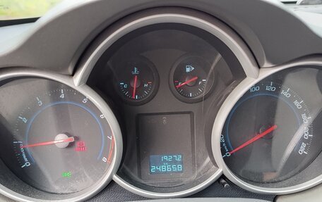Chevrolet Cruze II, 2010 год, 570 000 рублей, 14 фотография