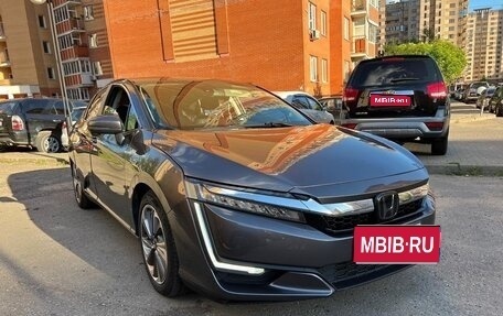 Honda Clarity, 2018 год, 1 750 000 рублей, 1 фотография