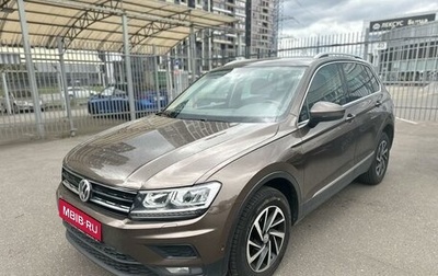 Volkswagen Tiguan II, 2018 год, 2 299 000 рублей, 1 фотография