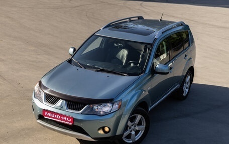 Mitsubishi Outlander III рестайлинг 3, 2007 год, 1 300 000 рублей, 1 фотография