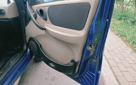 Chevrolet Niva I рестайлинг, 2006 год, 250 000 рублей, 12 фотография