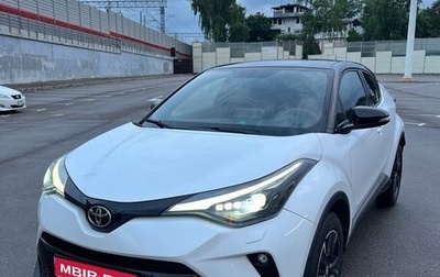 Toyota C-HR I рестайлинг, 2022 год, 3 550 000 рублей, 1 фотография