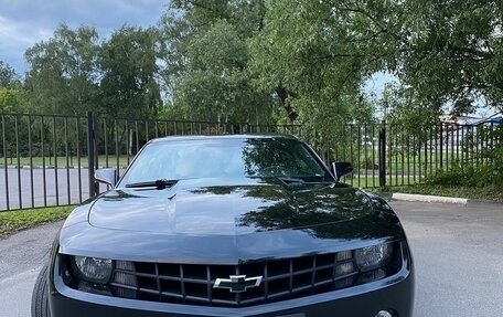 Chevrolet Camaro IV, 2013 год, 2 350 000 рублей, 2 фотография