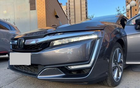 Honda Clarity, 2018 год, 1 750 000 рублей, 3 фотография
