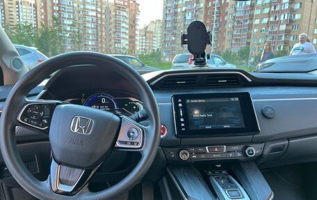 Honda Clarity, 2018 год, 1 750 000 рублей, 10 фотография