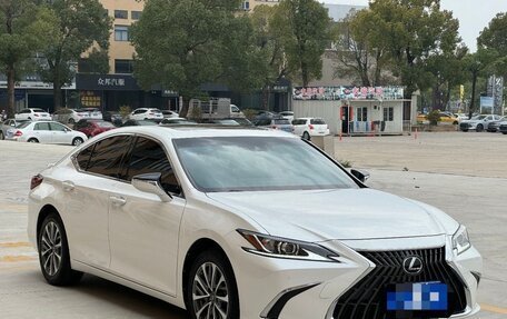 Lexus ES VII, 2022 год, 4 350 000 рублей, 3 фотография