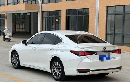 Lexus ES VII, 2022 год, 4 350 000 рублей, 4 фотография