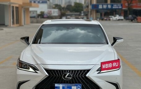 Lexus ES VII, 2022 год, 4 350 000 рублей, 2 фотография